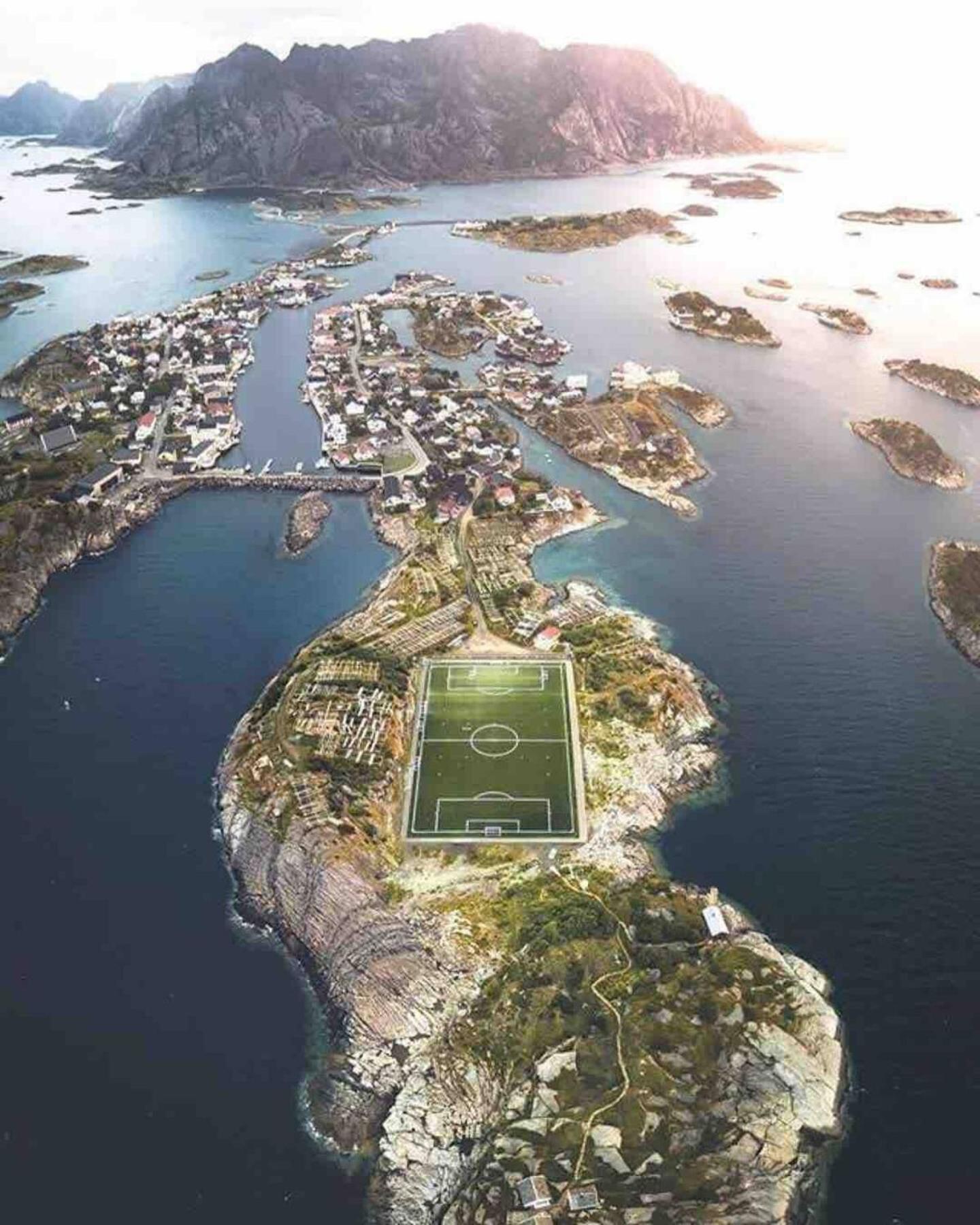 Ny Leilighet I Henningsvaer! Exterior photo
